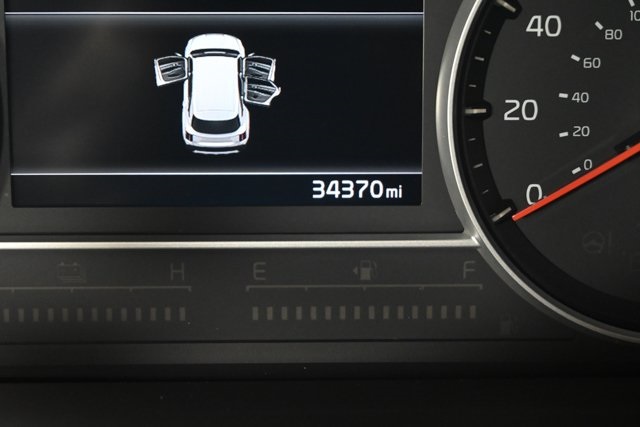 used 2022 Kia Sorento Hybrid car, priced at $27,414