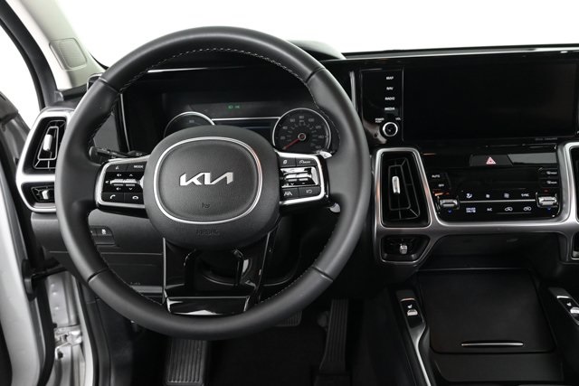 used 2022 Kia Sorento Hybrid car, priced at $27,414