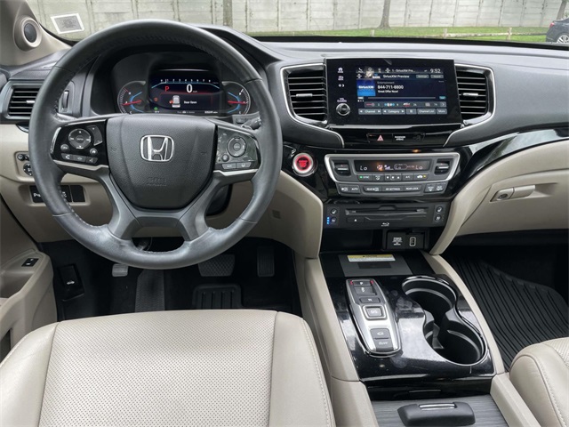 used 2022 Honda Pilot car, priced at $34,327