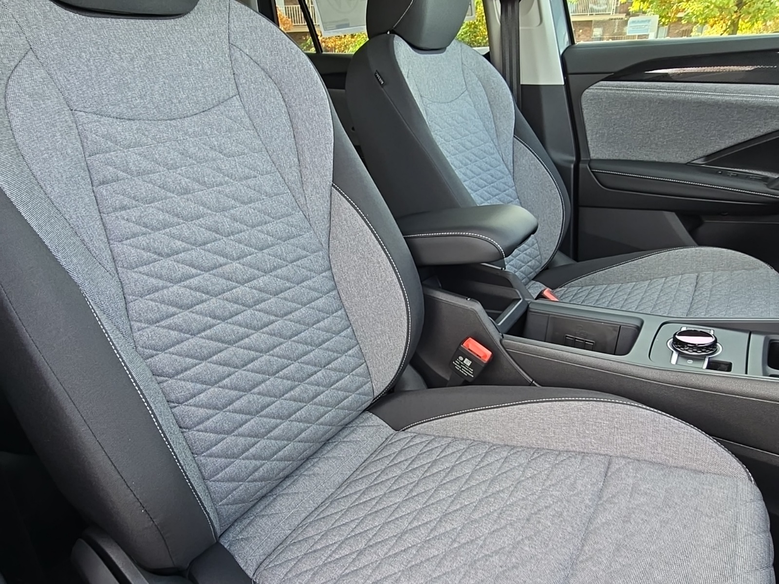 new 2026 Volkswagen Tiguan car, priced at $34,378