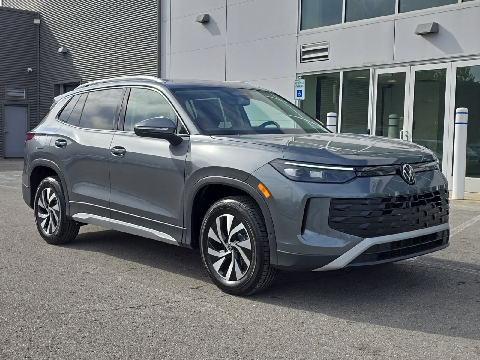 new 2026 Volkswagen Tiguan car, priced at $34,378