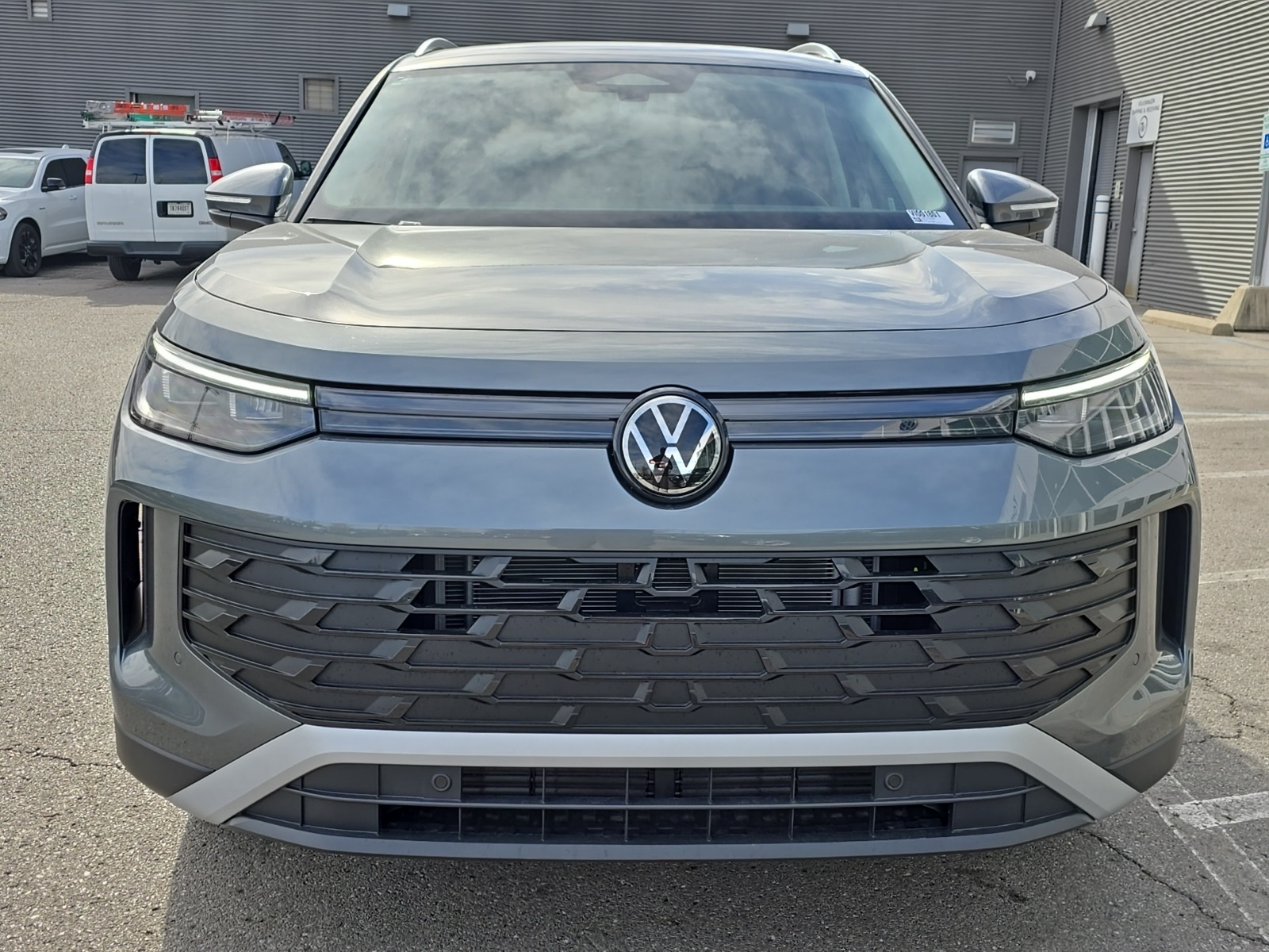 new 2026 Volkswagen Tiguan car, priced at $34,378