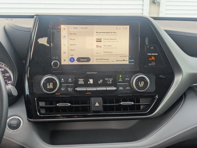 used 2024 Toyota Highlander car, priced at $37,681