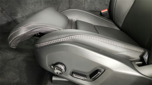 new 2026 Volvo XC60 Plug-In Hybrid car, priced at $74,665