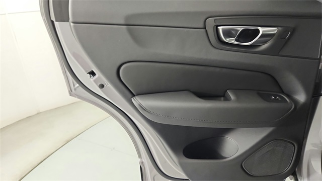 new 2026 Volvo XC60 Plug-In Hybrid car, priced at $74,665