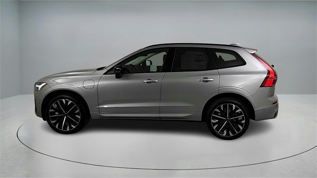 new 2026 Volvo XC60 Plug-In Hybrid car, priced at $74,665