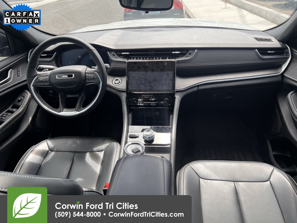 used 2024 Jeep Grand Cherokee car, priced at $38,989
