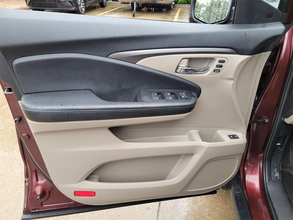 used 2019 Honda Pilot car, priced at $18,990