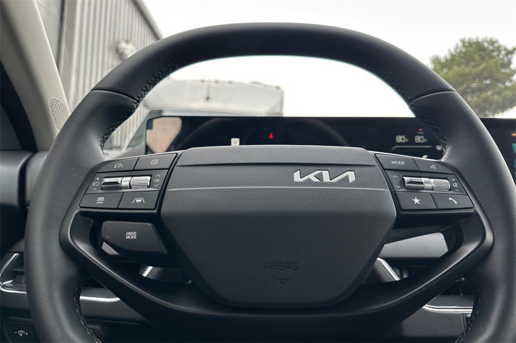 new 2025 Kia K4 car, priced at $25,580