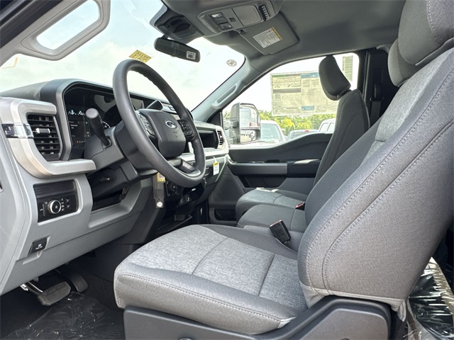 new 2025 Ford F-350SD car, priced at $59,957
