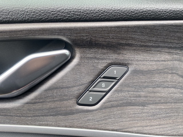 new 2025 Jeep Grand Cherokee L car, priced at $51,074