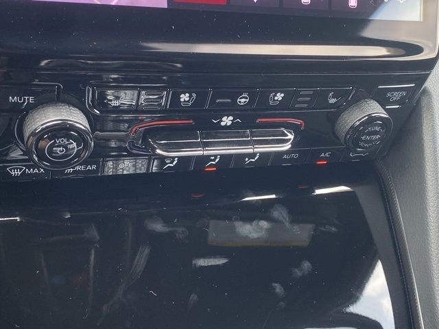 new 2025 Jeep Grand Cherokee L car, priced at $51,074
