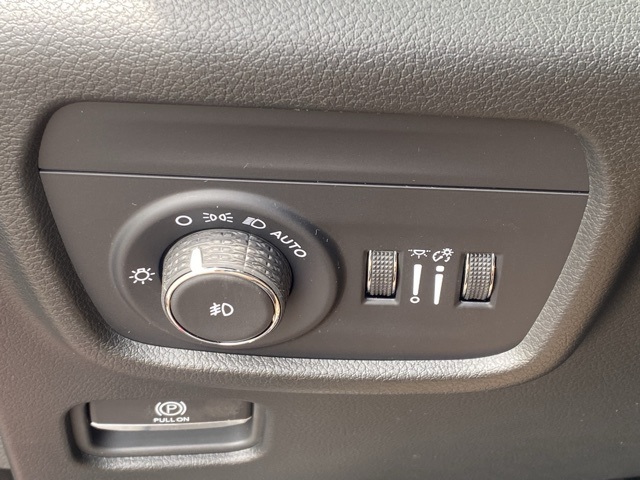 new 2025 Jeep Grand Cherokee L car, priced at $51,074