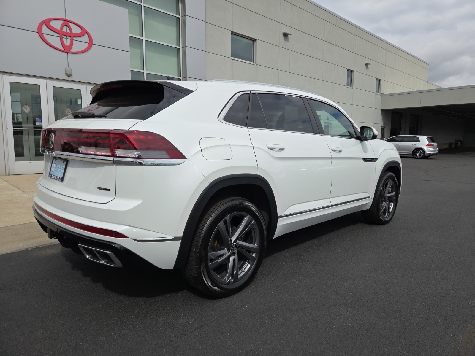 used 2024 Volkswagen Atlas Cross Sport car, priced at $34,969