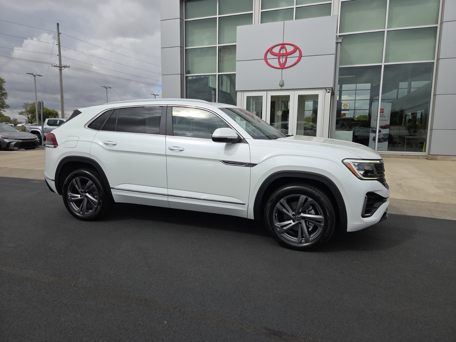 used 2024 Volkswagen Atlas Cross Sport car, priced at $34,969