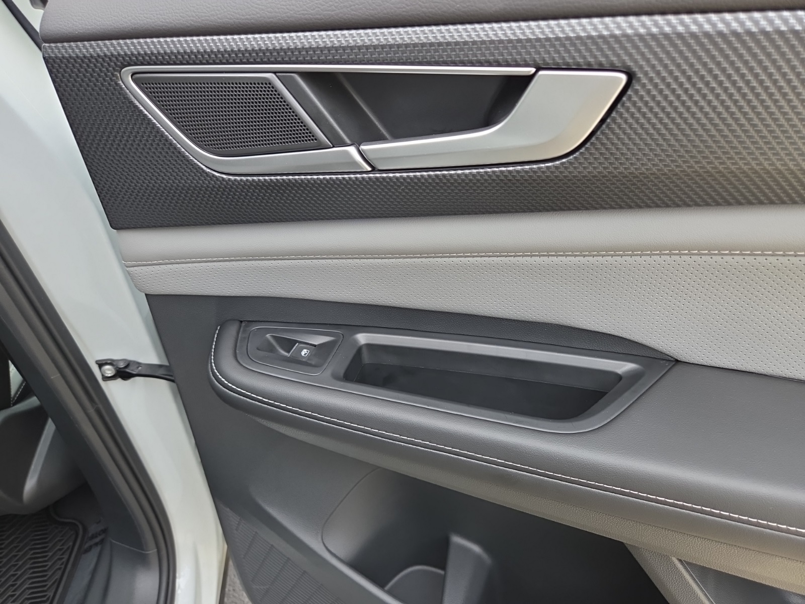 used 2024 Volkswagen Atlas Cross Sport car, priced at $34,969