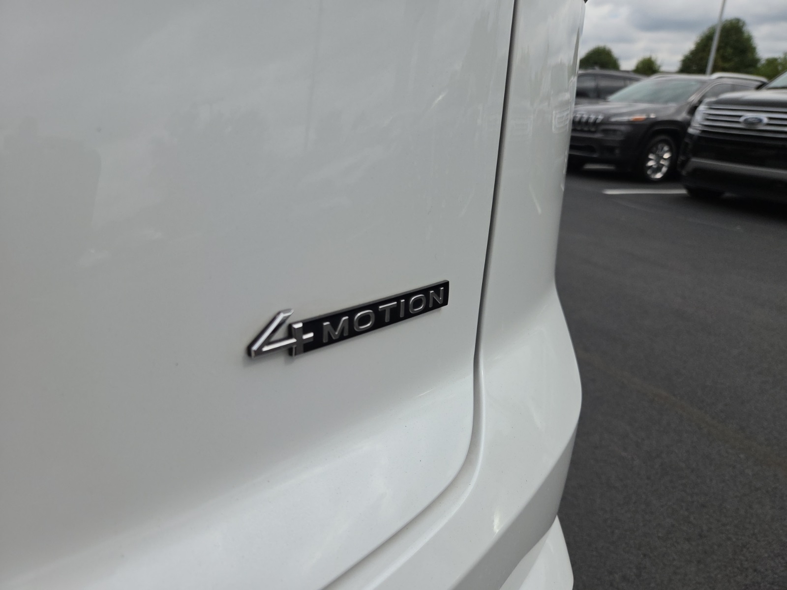 used 2024 Volkswagen Atlas Cross Sport car, priced at $34,969