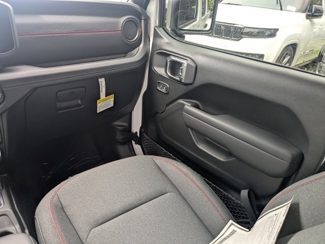 new 2025 Jeep Gladiator car, priced at $43,250