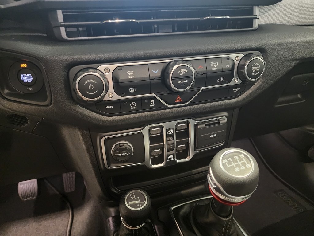 new 2025 Jeep Wrangler car, priced at $37,235