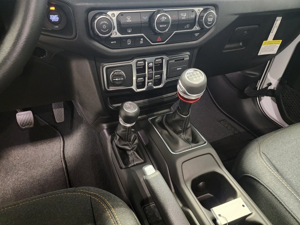new 2025 Jeep Wrangler car, priced at $37,235