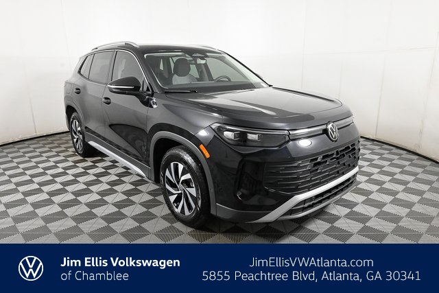 new 2025 Volkswagen Tiguan car, priced at $32,674