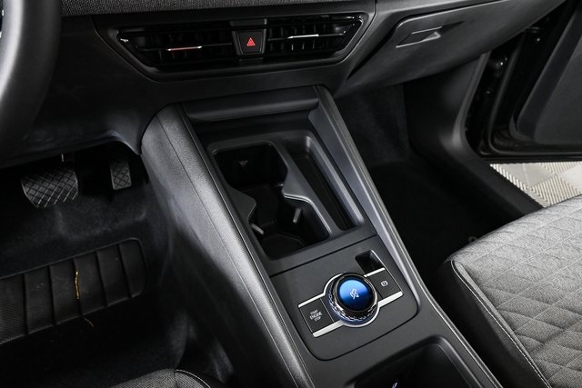 new 2025 Volkswagen Tiguan car, priced at $33,424