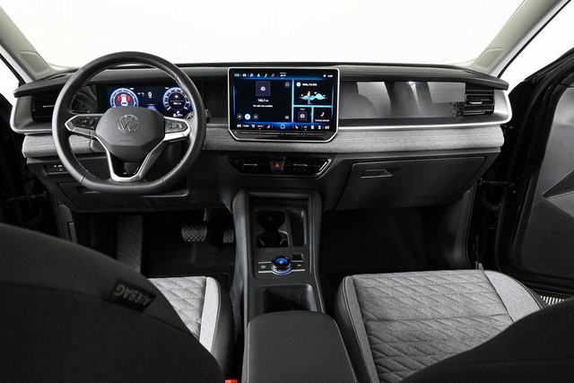 new 2025 Volkswagen Tiguan car, priced at $33,424