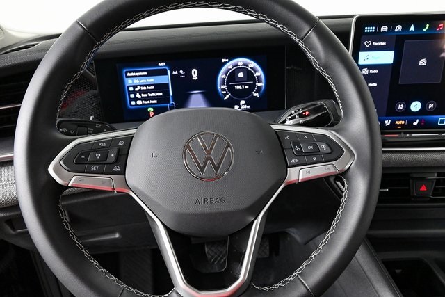 new 2025 Volkswagen Tiguan car, priced at $33,424