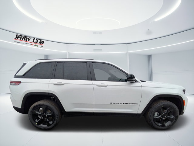 new 2025 Jeep Grand Cherokee car, priced at $36,125