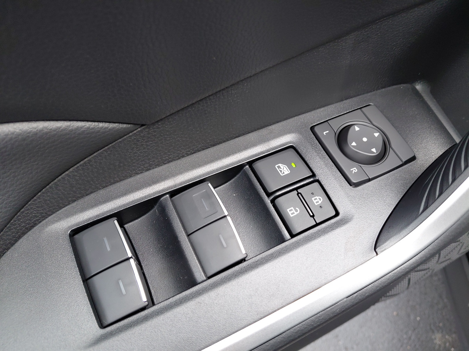 new 2025 Toyota RAV4 car, priced at $37,853