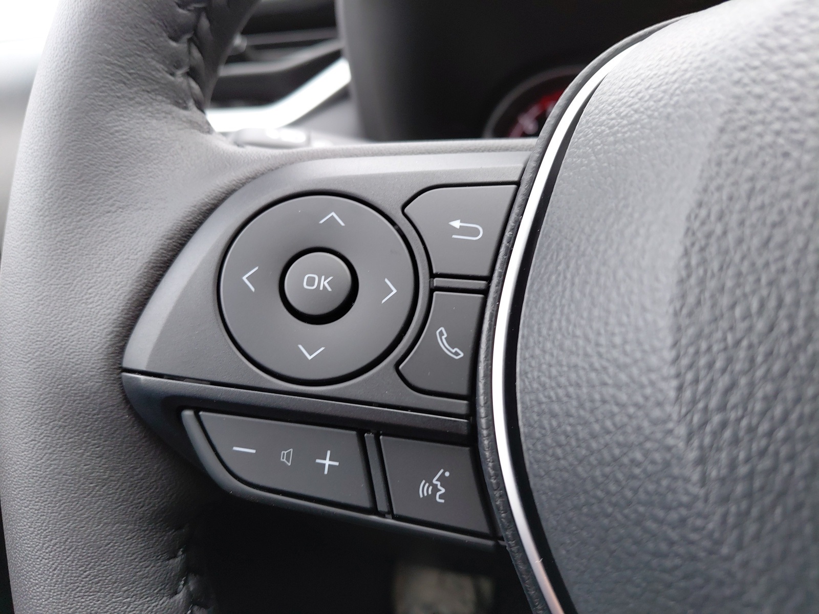 new 2025 Toyota RAV4 car, priced at $37,853