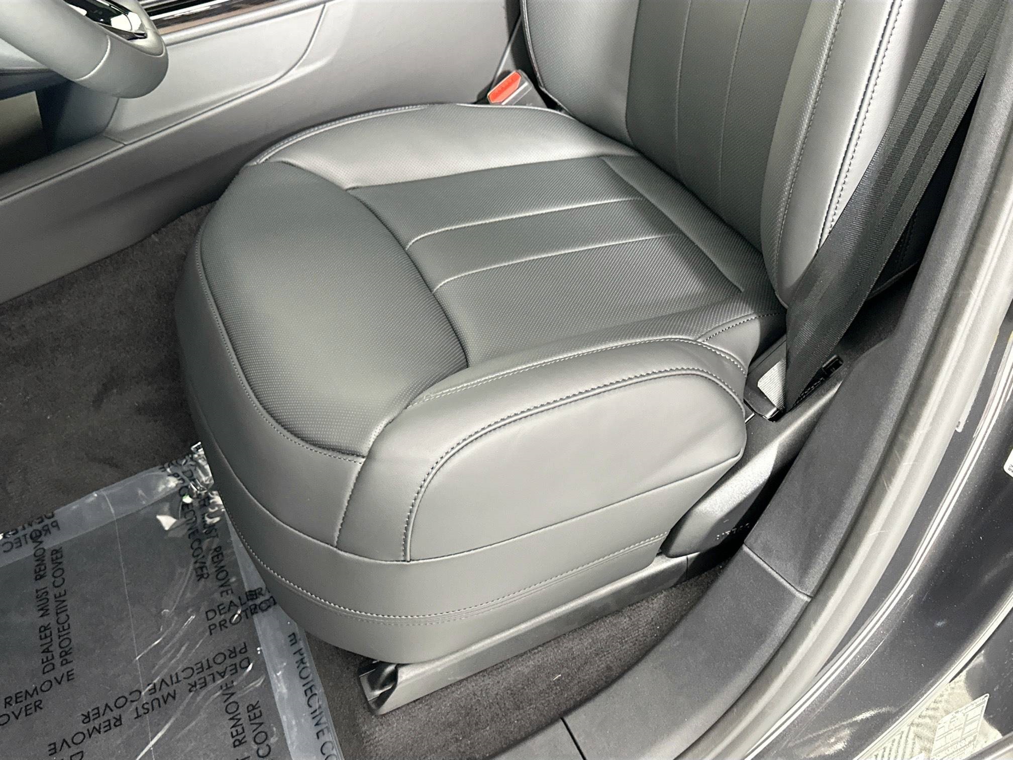new 2025 Land Rover Range Rover Sport car, priced at $130,320