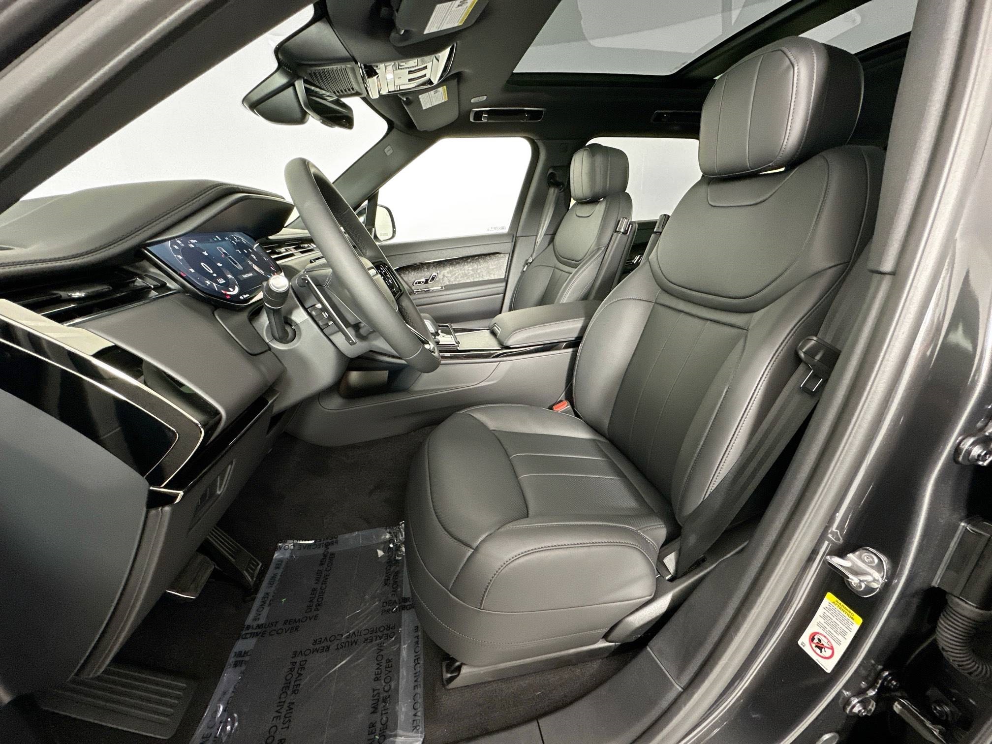 new 2025 Land Rover Range Rover Sport car, priced at $130,320