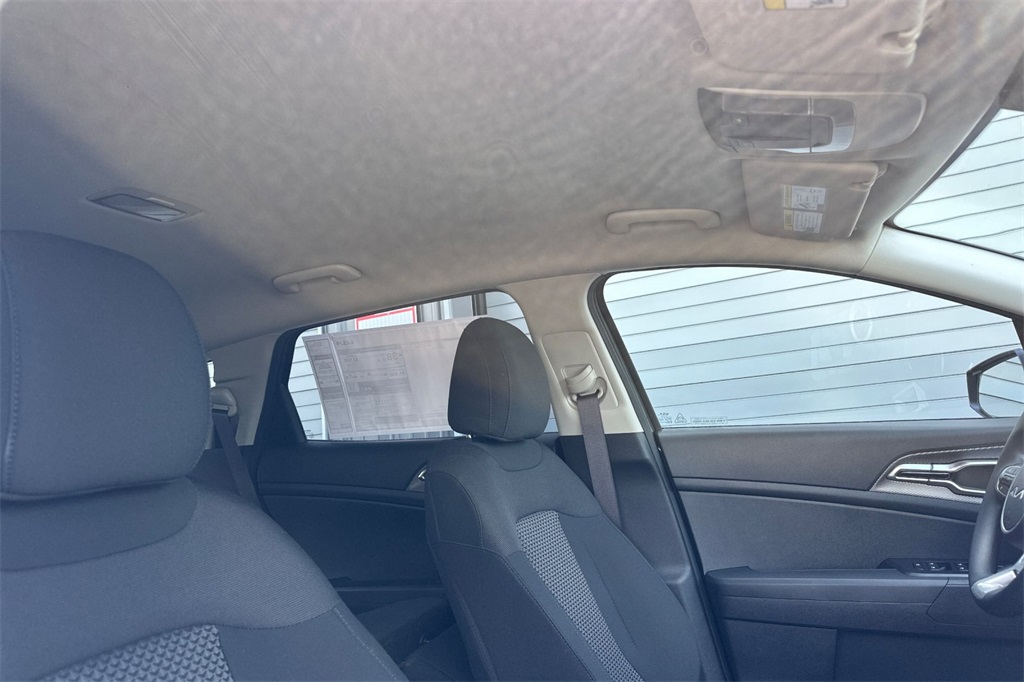 new 2025 Kia Sportage Hybrid car, priced at $29,555