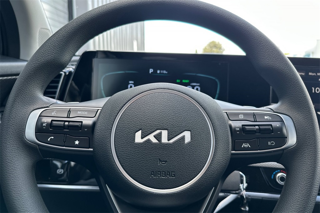 new 2025 Kia Sportage Hybrid car, priced at $29,555