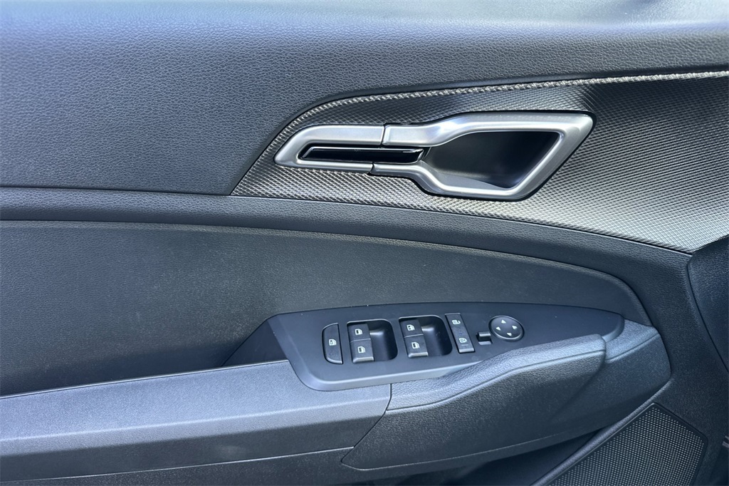 new 2025 Kia Sportage Hybrid car, priced at $29,555