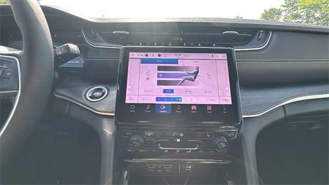 new 2025 Jeep Grand Cherokee L car, priced at $50,643