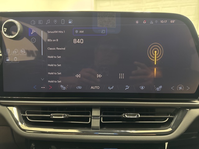 new 2025 Chevrolet Equinox EV car, priced at $42,389