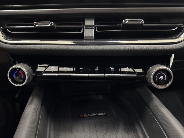 new 2025 Chevrolet Equinox EV car, priced at $42,389