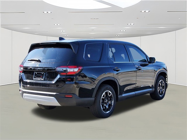 new 2025 Honda Pilot car, priced at $44,976