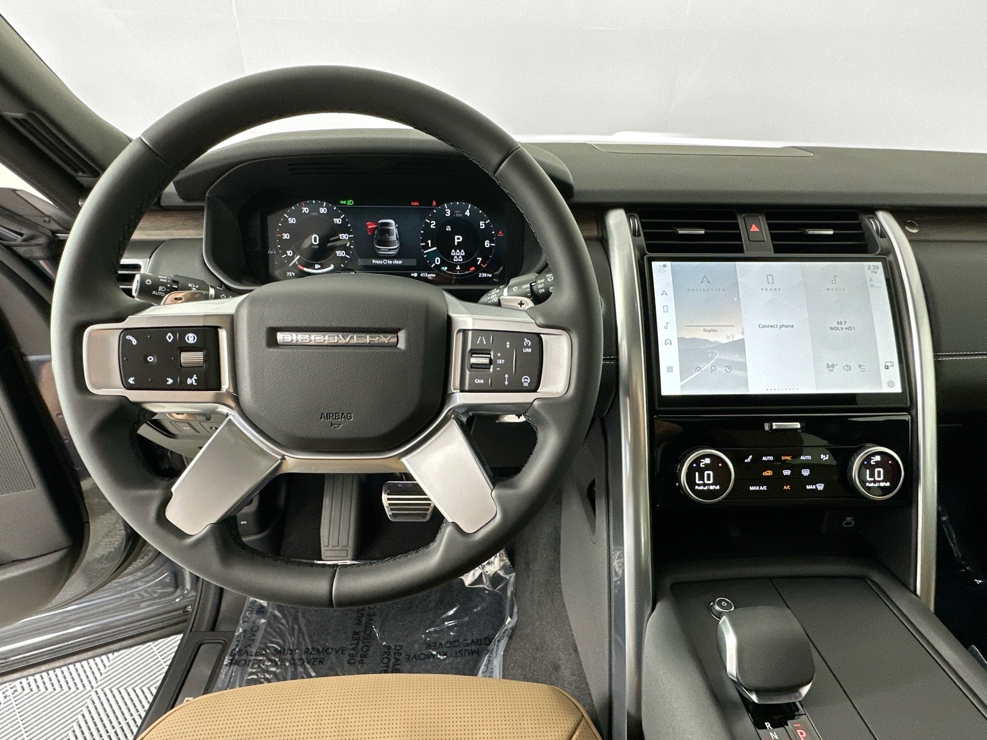 new 2025 Land Rover Discovery car, priced at $75,510