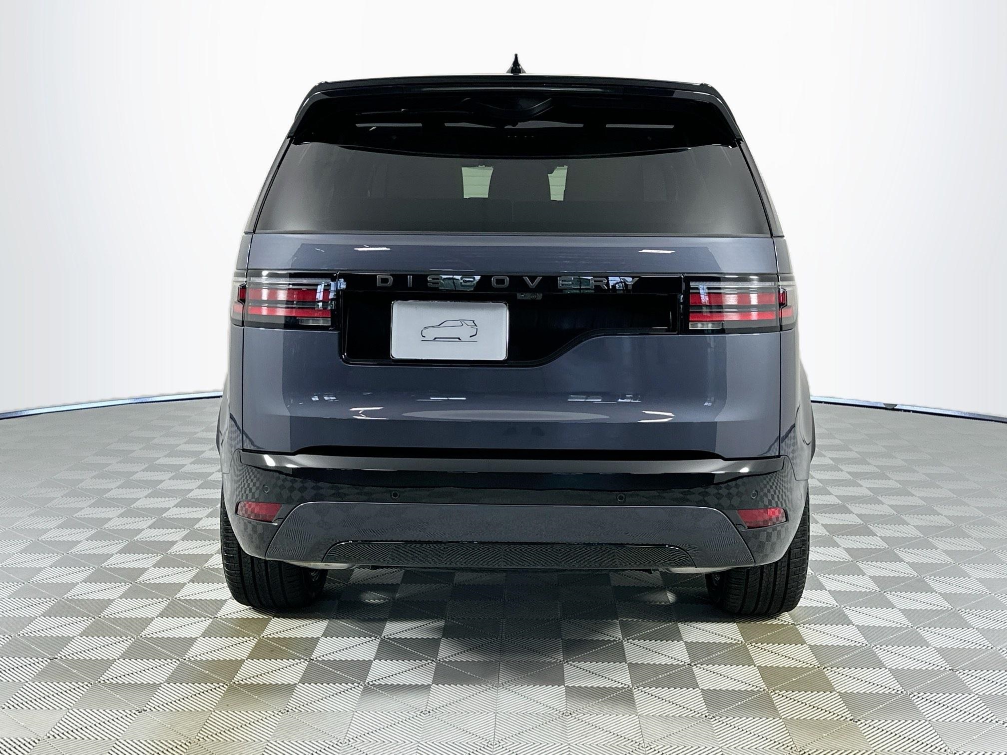 new 2025 Land Rover Discovery car, priced at $75,510