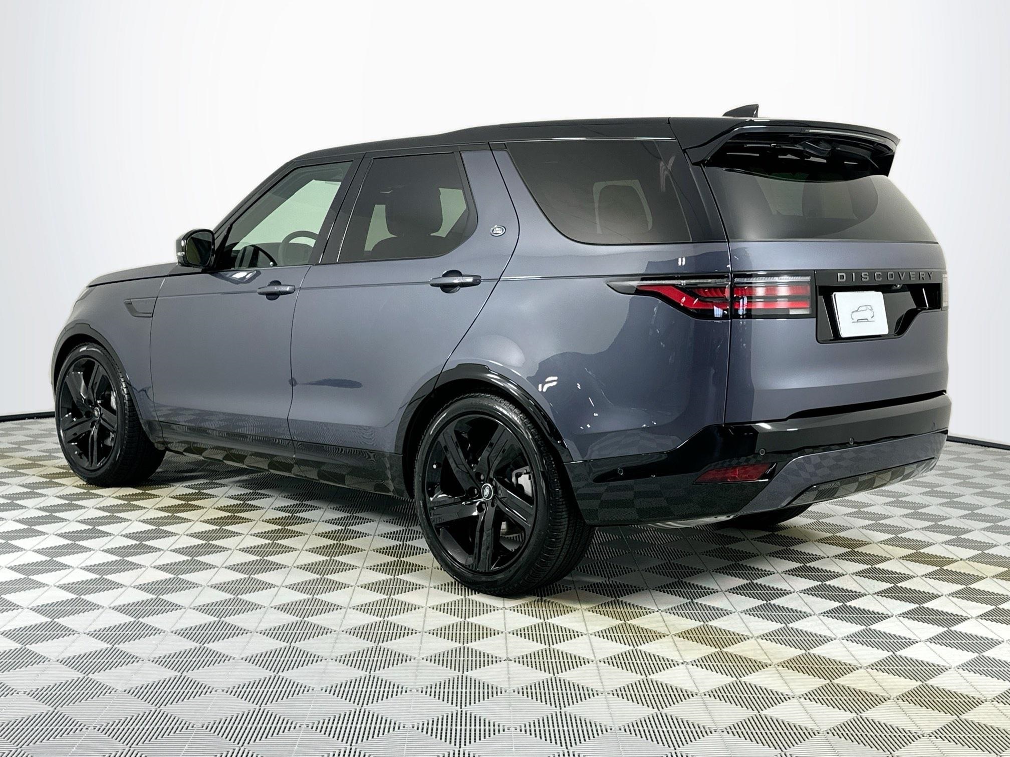 new 2025 Land Rover Discovery car, priced at $75,510