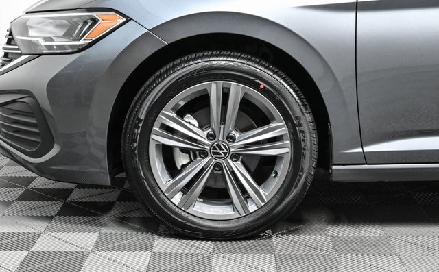used 2024 Volkswagen Jetta car, priced at $22,900