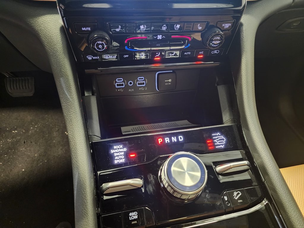 new 2025 Jeep Grand Cherokee L car, priced at $62,226