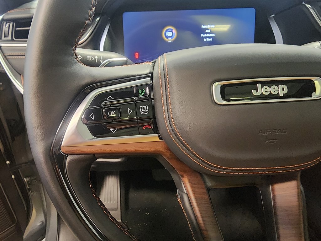 new 2025 Jeep Grand Cherokee L car, priced at $62,226