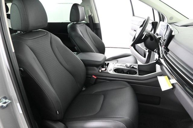 new 2026 Kia Carnival Hybrid car, priced at $56,880