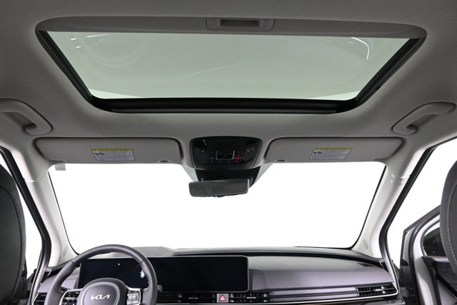 new 2026 Kia Carnival Hybrid car, priced at $56,880
