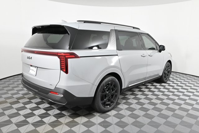 new 2026 Kia Carnival Hybrid car, priced at $56,880