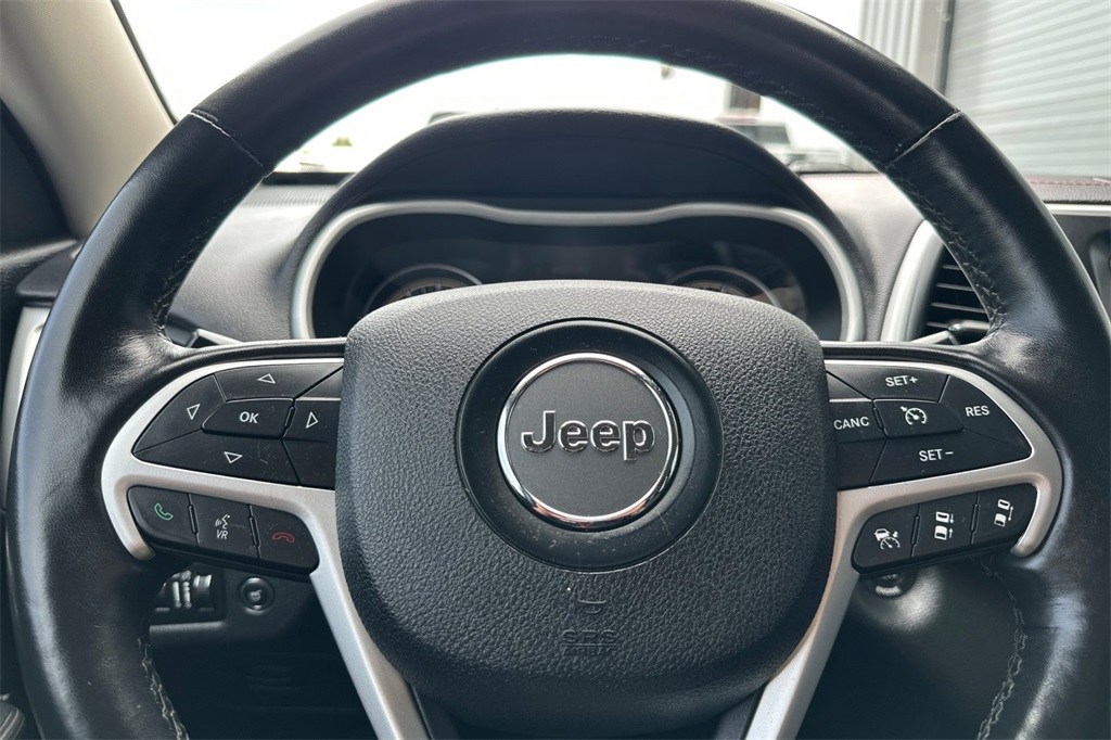 used 2015 Jeep Cherokee car, priced at $12,951